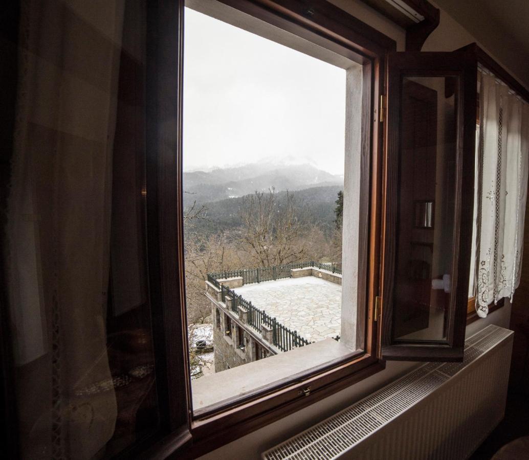 Ξενώνας Πατρικό Neraïdochóri Dış mekan fotoğraf